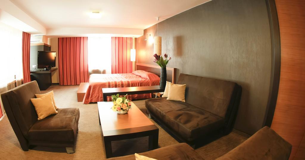 Edi Hotel Sofia Room photo